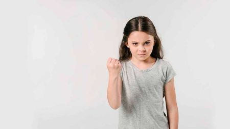 819e88b05449d11933bc0df4959ce472 La imagen del niño del tercer grado. - HitLive