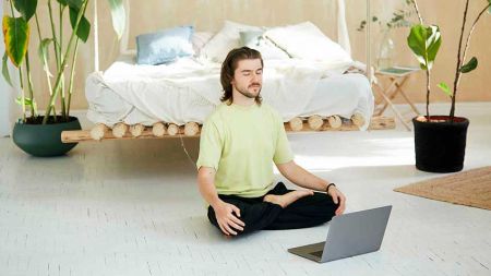 c9ca5acd9872a07b32b0ee176fc52c90 Despertar la Energía con la Respiración del Rugido con Manu Yoga de Vida  - HitLive